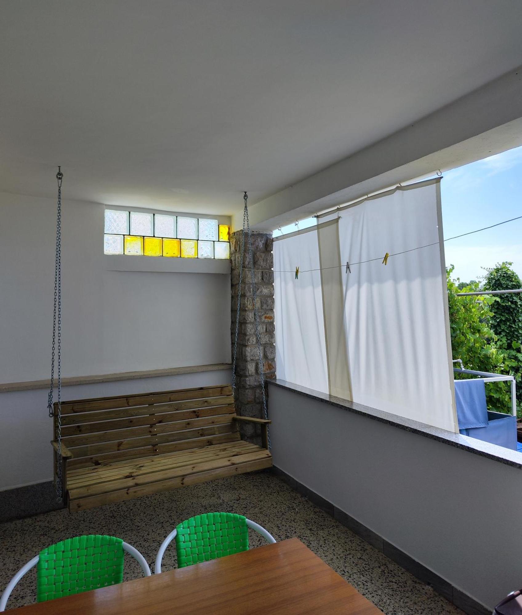 Apartments Pika Krk Town Exterior photo